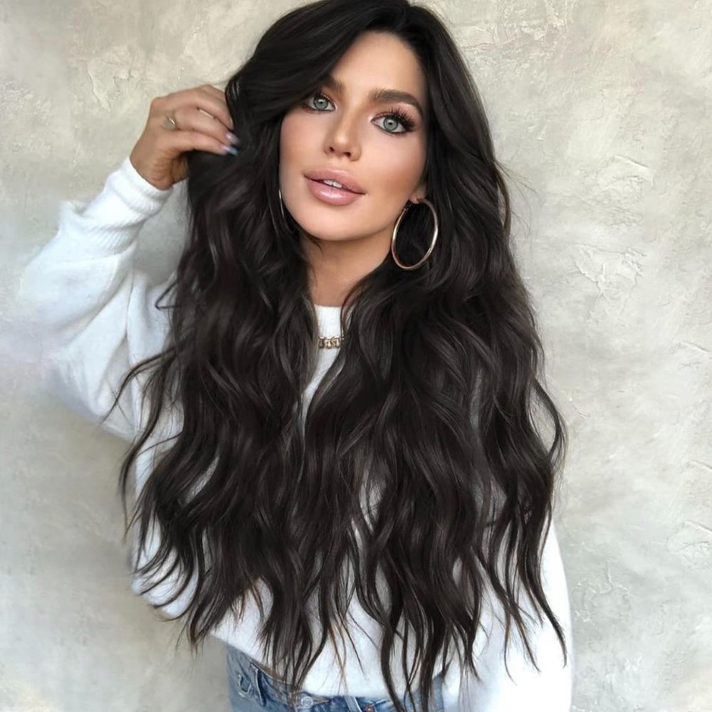 AISI QUEENS Long Black Wavy Wigs for Women Middle Part Curly Black Wig Natural